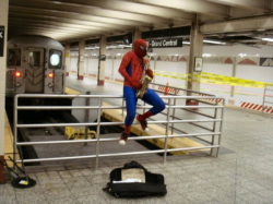 collegehumor:  20 WTF Things You’ll See On The Subway 