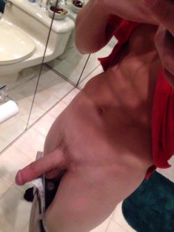 nakedguyselfies:  Check out & follow my blog by Clicking