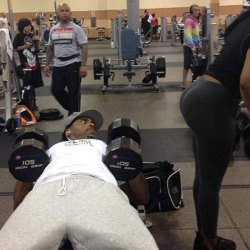Desconcentracion en el gym :(