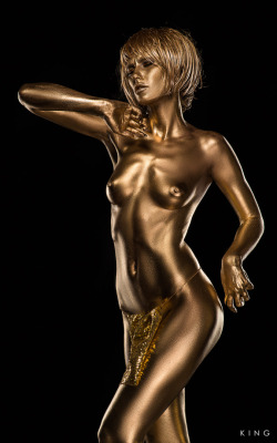 terrykingphoto:Gold bodypainting with Arielle Fox