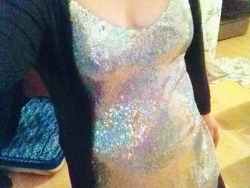tbrownie1008:  Loving my new sparkle dress  Fabulous