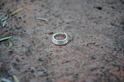 honeycomborganics:  16g silver 3 ring circus.  My appointment