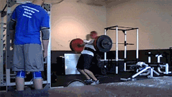 collegehumor:  16 Weightlifting Attempts That Just Didn’t Go