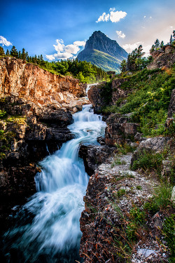 i-long-to-travel-the-world:  Glacier National Park - If you love