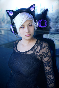axentwear:  Pre-order your very own pair of Axent Wear cat ear