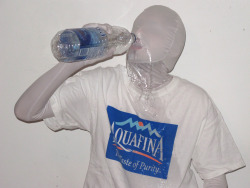 amoragirl10:  mcl0vinit:  HES NOT EVEN DRINKING AQUAFINA  He’s
