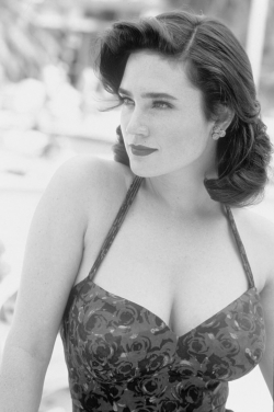 Jennifer Connelly. Natural beauty & photo editing