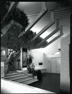 midcenturymodernfreak:  1970 The Maurice Deane Residence | Architect: