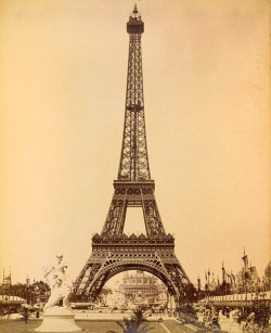 historical-nonfiction:  The Eiffel Tower was originally supposed
