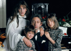 Jane Birkin and Serge Gainsbourg with Charlotte and Kate (right).