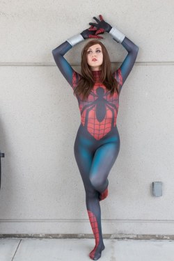 cosplayandgeekstuff:    November Cosplay (USA) as Spider-Girl.
