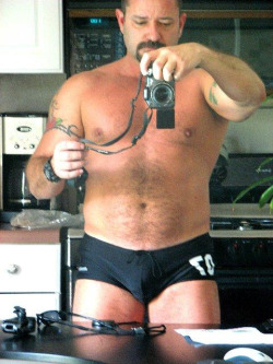 dad-is-home:  Dad Is Home: New Daddies & Muscle Bears Every