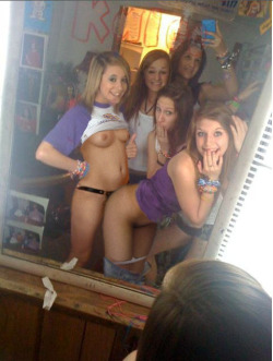 longandwide:  watchmygfvideos:  Tits and Teens More Teen Pictures