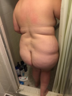 garrett71689:  #ass #chubby #milf #amateur #wife #sexy #some1fuckher