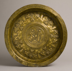 met-medieval-art:  Plate, The Annunciation, Medieval ArtGift