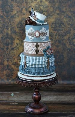 steampunktendencies:  Steampunk & Gothic Wedding Cakes by