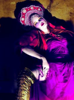 lelaid:  Natalia Vodianova in Princesse Natalia for Vogue Paris,