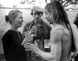 lovecutekiss:  Kate Moss, Johnny Depp and Iggy Pop this is the