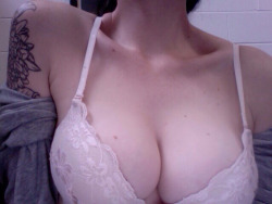crystal-fcked:  basiqve:  ~ Sexual pale ~  nsfw pale blog
