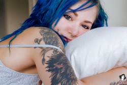 namaste-azaadi:  She is perfect with blue hair ♥