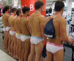 seriousunderwearcollectors:  REAR VIEW OF A WEEKS WEAR OF AUSSIEBUM