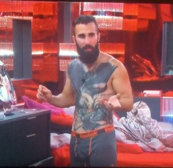bbmennudeenjoy:  Paul shot from BBAD someone sent in.  Your boy