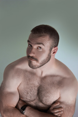 sdbboy69:  One of my favorite all time pics of Ben Cohen  Want