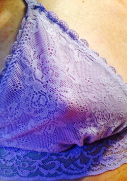 michellesplace:  Cute lilac bralette today :)  Mm nice