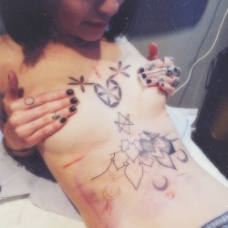 hannahsnowdon-daily:  Hannah Snowdon   tattoos part 1. x 