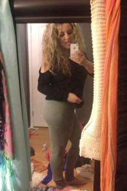 blondesquats:  booty game is strong tonight I look like a munchkin