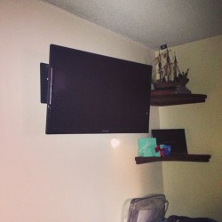 Thanks to my brother geo for setting up the flat screen