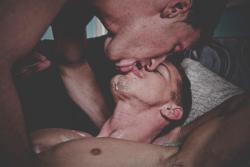 hotboysasses:  There’s nothing like the taste of cum