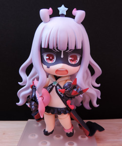 chachaprincey:  i got this lady venera nendo a while ago but