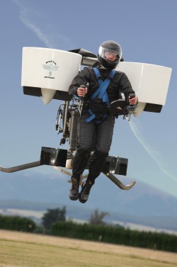 dezeen:  Test flights approved for world’s first practical