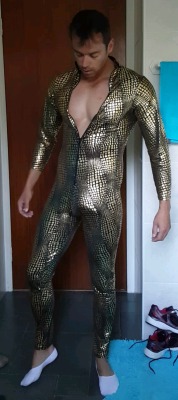 ffboy357:  A new vision by Legon.Full body lycra suite with crocodile