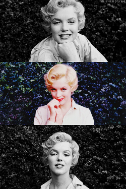 missrnonroe:  Marilyn by photographer Milton Greene, 1956. 