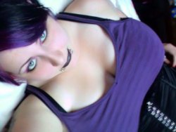 creepylittlecupcake: Purple and Black hair ^__^ 