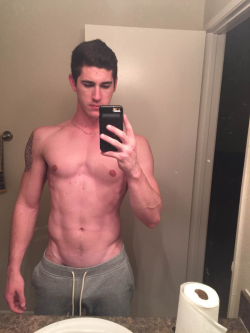 straightdudesexposed:  Cole 1 Cole is your typical white stud
