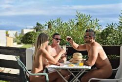 centauri4-naturism:  “One beauty of social nudity is adopting