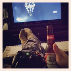 Gf is working late… Drinking some beer and playing Skyrim