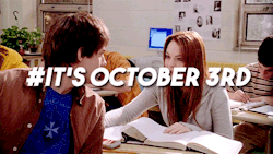 papertownsy:  ‘On October 3rd he asked me what day it was.’