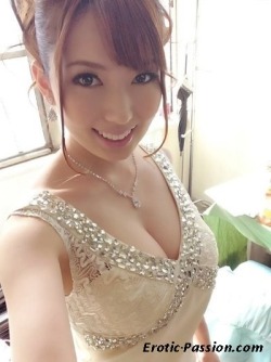 dirtyasiangirls:  For more SEXY Pictures visit Erotic-Passion.com