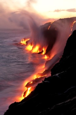 thatscienceguy:  The Beauty of Lava. 