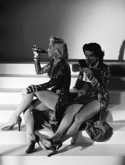 Marilyn Monroe & Jane Russell on the set of ‘Gentlemen