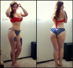 tattooedpinupgal:  wonder woman bikini <3   Gorgeous. –Mr