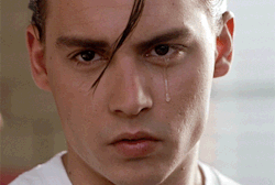 comelacaliforniaamore:  cry baby