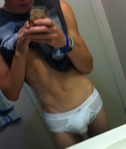 blover32:  waistbandboy:  Like my new briefs? ;)    They nice.