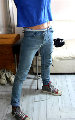 secoundjeans:  geile durchgewichste Jeans