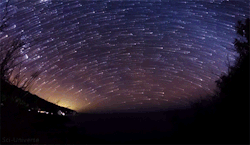huffingtonpost:  The Lyrid Meteor Shower Of 2015 Peaks On Earth