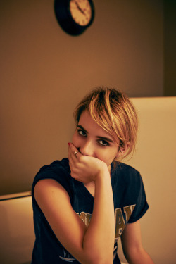 bodysofwork:  Emma Roberts - Beau Grealy Photoshoot for i-D Magazine 
